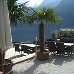 格鲁纳鲍姆酒店 酒店 哈尔施塔特
