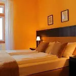 Seehotel Gruener Baum Otel 4*