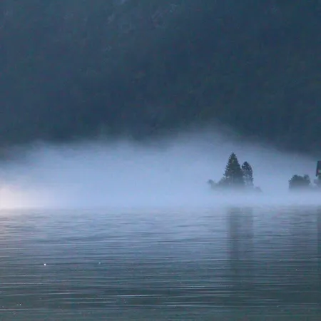 Seehotel Gruener Baum Гальштат
