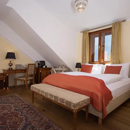 Seehotel Gruener Baum 4*