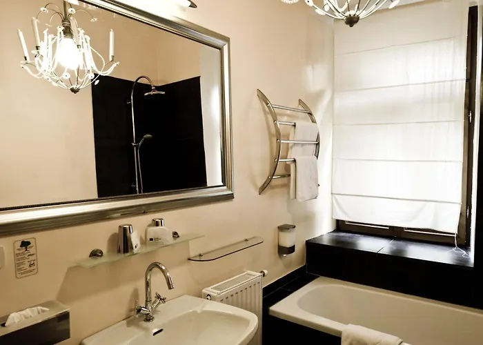 Seehotel Gruener Baum 4* Χάλστατ