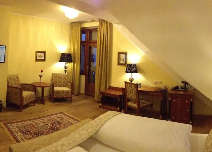 Seehotel Gruener Baum 4* Χάλστατ