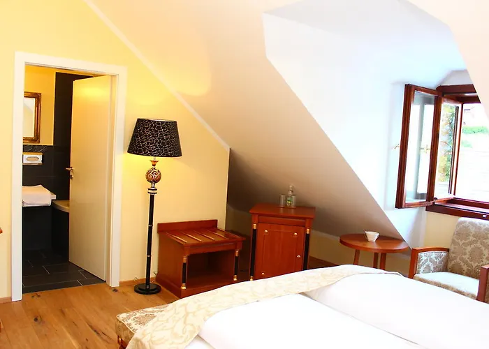 Seehotel Gruener Baum Otel 4*