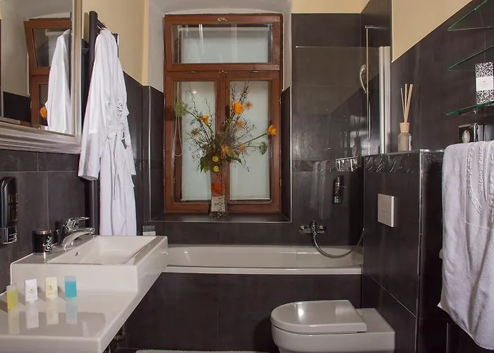 Seehotel Gruener Baum 4*